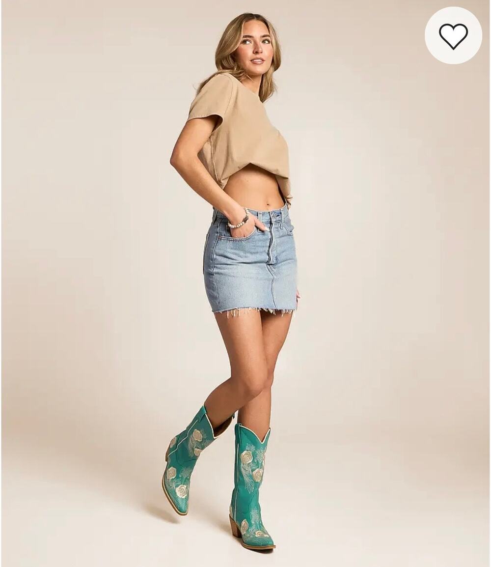 Levi’s Icon Blue Denim Mini Skirt Size 33